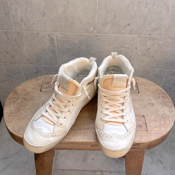 Golden Goose Mid Star Mixed Leather Wing-Tip Sneakers - Picture 4 of 4